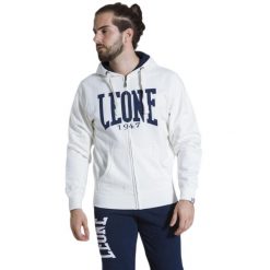 Leone 1947 Apparel Bluzy z kapturem męskie zapinane na zamek. Białe bluzy męskie LEONE 1947 APPAREL, z bawełny, bez zapięcia, na fitness i siłownię. Za 147.31 zł.