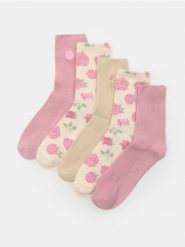Skarpetki ze wzorem 5 pack - różowy. Czerwone skarpety damskie Sinsay, bez wzorów. Za 19.99 zł.