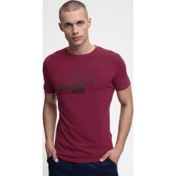 T-shirt męski TSM301 - burgund. T-shirty męskie marki Giacomo Conti. W wyprzedaży za 39.99 zł.