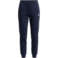Spodnie damskie 4F CAS. Niebieskie spodnie dresowe damskie 4f, l, bez wzorów, z bawełny. Za 102.99 zł.