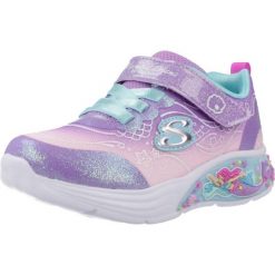 Buty SKECHERS MY DREAMERS LIL MERMAID Fioletowy. Fioletowe buty sportowe dziewczęce Skechers, bez wzorów, bez zapięcia. Za 208.99 zł.