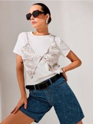 Koszulka z naszytym topem w print paisley - kremowy. Białe t-shirty damskie Sinsay, l, bez wzorów, bez kołnierzyka. Za 29.99 zł.