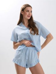 Bawełniana piżama dwuczęściowa w kratę w stylu cottage - niebieski. Niebieskie piżamy damskie Sinsay, l, bez wzorów, z bawełny, bez ramiączek. Za 49.99 zł.