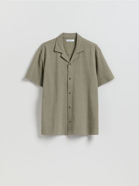 Strukturalna koszula regular fit - jasnozielony. Zielone koszule męskie Reserved, l, bez wzorów, z bawełny, bez kołnierzyka, bez ramiączek. Za 119.99 zł.