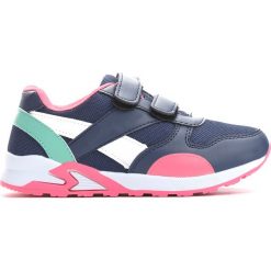 Granatowo-Różowe Buty Sportowe Connect. Czerwone buty sportowe dziewczęce Born2be, z materiału. Za 44.99 zł.