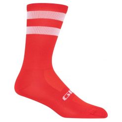 GIRO skarpety rowerowe COMP HIGH RISE bright red. Czerwone buty sportowe męskie GIRO, bez wzorów. W wyprzedaży za 84.75 zł.