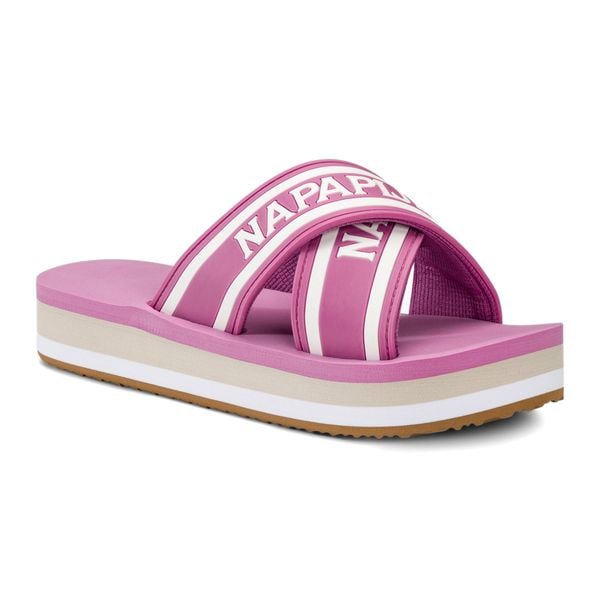 Klapki damskie Napapijri. Czerwone klapki damskie Napapijri, bez wzorów, bez obcasa. Za 179.99 zł.