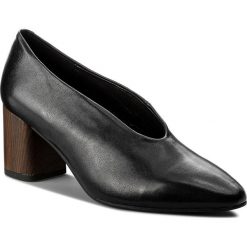 Półbuty VAGABOND - Eve 4510-001-20 Black. Półbuty damskie marki Vagabond. W wyprzedaży za 309.00 zł.