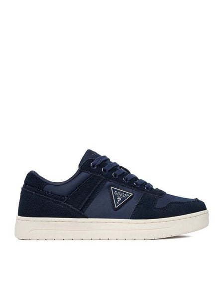 Guess Sneakersy CEO-GS09031 Granatowy. Niebieskie buty sportowe chłopięce Guess, z aplikacjami, ze skóry, bez zapięcia. Za 198.99 zł.