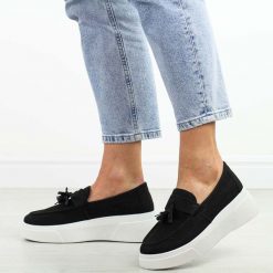 Czarne mokasyny damskie McBraun 23296. Czarne mokasyny damskie McBraun, z jeansu, eleganckie. Za 99.00 zł.