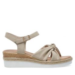 Espadryle Clara Barson. Brązowe sandały damskie Clara Barson, bez wzorów, bez obcasa, bez zapięcia. Za 69.99 zł.