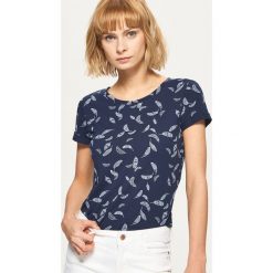 Koszulka z krótkim rękawem - Granatowy. T-shirty damskie marki Cropp, z krótkim rękawem. W wyprzedaży za 19.99 zł.