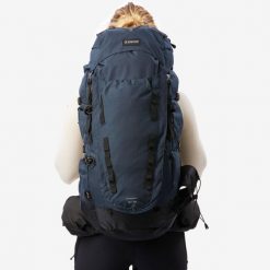 Plecak trekkingowy damski Simond MT 900 Symbium 50 + 10 l. Czarne plecaki damskie SIMOND, bez wzorów, z lakierowanej skóry. Za 649.99 zł.