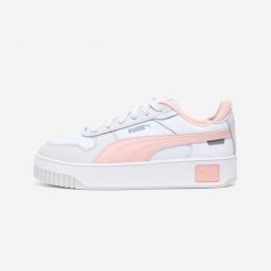 Buty do chodzenia damskie Puma Carina Street skórzane. Obuwie sportowe damskie Puma, bez wzorów, trekkingowe. Za 219.99 zł.