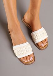Beżowe Klapki Ozdobione Plecioną Cholewką Nimiolia. Brązowe klapki damskie Renee, bez wzorów, boho, bez obcasa, na płaskiej podeszwie. Za 54.99 zł.