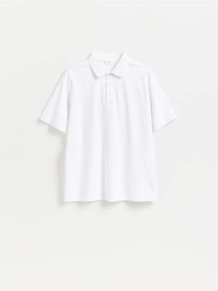 Koszulka polo boxy - biały. Białe koszulki polo męskie Reserved, l, bez wzorów, z dzianiny, bez ramiączek. W wyprzedaży za 55.99 zł.