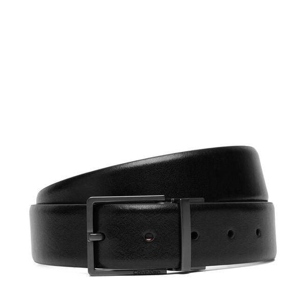 Pasek Calvin Klein. Czarne paski damskie Calvin Klein, bez wzorów. Za 249.99 zł.