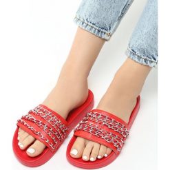 Czerwone Klapki Midnight Memories. Klapki damskie marki Born2be. Za 49.99 zł.