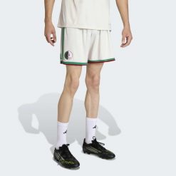 Szorty podstawowe Algeria 26. Białe krótkie spodenki sportowe męskie Adidas, l, bez wzorów, do piłki nożnej, climacool (adidas). Za 199.00 zł.