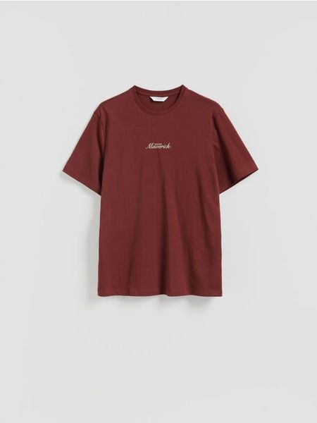 T-shirt regular z nadrukiem - bordowy. Czerwone t-shirty męskie Reserved, l, bez wzorów, z bawełny, bez kołnierzyka. Za 69.99 zł.
