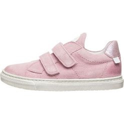 Skórzane sneakersy w kolorze jasnoróżowym. Trampki i tenisówki dziewczęce Obuwie dla dzieci. W wyprzedaży za 172.95 zł.