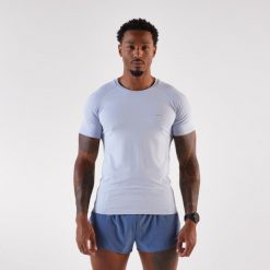 Koszulka do biegania męska Kiprun 500. Fioletowe koszulki sportowe męskie KIPRUN, l, bez wzorów, z elastanu, bez kołnierzyka, bez ramiączek, do biegania. Za 89.99 zł.