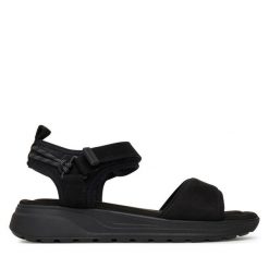 Sandały Tamaris. Czarne sandały damskie Tamaris, bez wzorów, bez obcasa, na koturnie, bez zapięcia. Za 159.99 zł.
