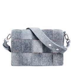 Torebka Desigual. Szare torebki do ręki damskie Desigual, bez wzorów, klasyczne, bez dodatków. Za 199.99 zł.