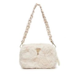 Torebka Guess. Torebki do ręki damskie Guess, z aplikacjami, klasyczne, bez dodatków. Za 159.99 zł.