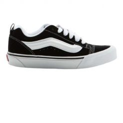 Buty na deskorolkę damskie Vans Knu Skool. Czarne obuwie sportowe damskie Vans, bez wzorów. Za 249.00 zł.