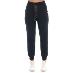 Wąż zimowy Leone 1947 Chic Tones Damen z Bündchen. Czarne obuwie sportowe damskie LEONE 1947 APPAREL, bez wzorów, na fitness i siłownię. W wyprzedaży za 162.09 zł.