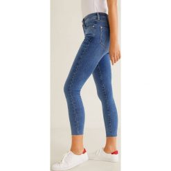Mango - Jeansy Isa. Jeansy damskie Mango. Za 129.90 zł.
