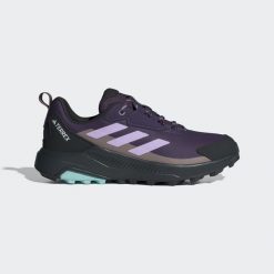 Buty Terrex Anylander Hiking. Brązowe trekkingi damskie Adidas. Za 329.00 zł.