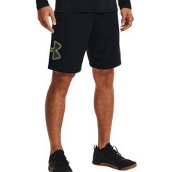 Męskie Spodenki Z Grafiką Techniczną. Czarne krótkie spodenki sportowe męskie Under Armour, m, bez wzorów, trekkingowe. Za 207.99 zł.