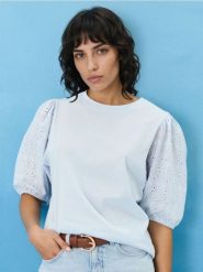 Bawełniana koszulka z bufkami - błękitny. Niebieskie t-shirty damskie Sinsay, l, bez wzorów, z bawełny, bez kołnierzyka. Za 29.99 zł.