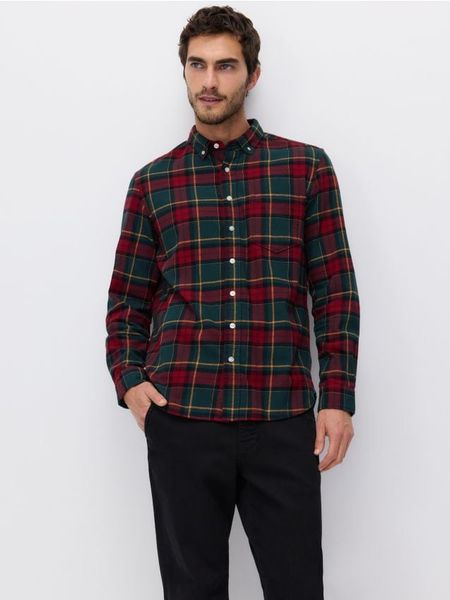 Koszula regular fit w kratę - bordowy. Czerwone koszule męskie Reserved, l, bez wzorów, z bawełny, bez kołnierzyka, bez ramiączek. Za 129.99 zł.