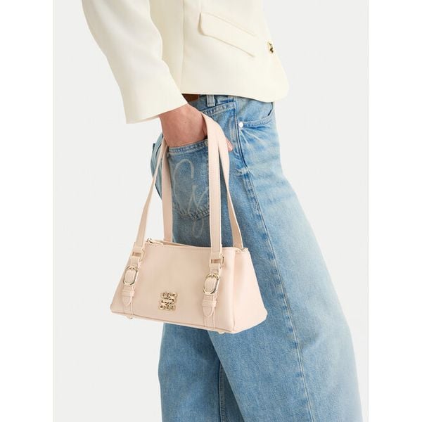 Torebka Nine West. Czerwone torebki do ręki damskie Nine West, bez wzorów, klasyczne, bez dodatków. Za 199.99 zł.