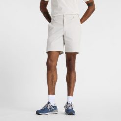 Spodenki męskie New Balance MS51583GYM – szare. Szare szorty męskie New Balance, m, bez wzorów, z bawełny, klasyczne. Za 189.99 zł.
