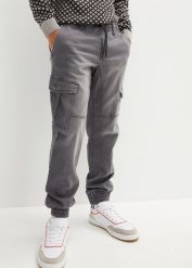 Joggery jeansowe o kroju regular fit z elastyczną gumką w talii, prosta nogawka. Szare jeansy męskie bonprix, eleganckie. Za 169.99 zł.