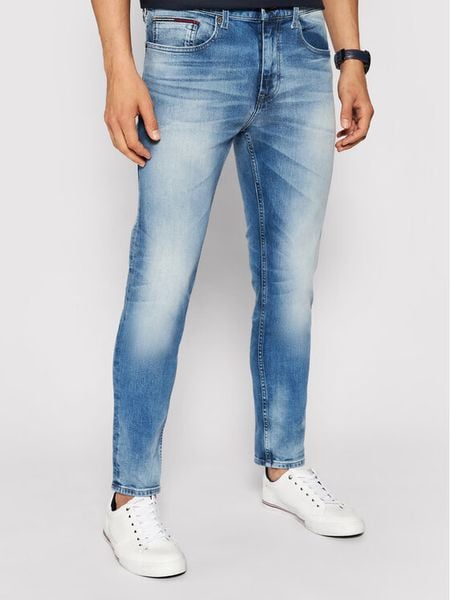 Tommy Jeans Jeansy Austin DM0DM09555 Niebieski Slim Fit. Niebieskie jeansy męskie Tommy Jeans. Za 269.99 zł.