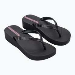 Japonki damskie Ipanema Mesh X Plat. Czarne klapki damskie Ipanema, bez wzorów, z meshu, sportowe, bez obcasa. Za 79.99 zł.