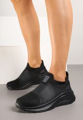 Czarne Buty Sportowe Sneakersy na Tłoczonej Platformie z Elastyczną Cholewką Velmio. Czarne obuwie sportowe damskie Renee, bez wzorów, z jeansu. Za 74.99 zł.
