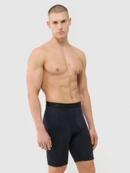 4F Legginsy krótkie rowerowe z żelowo-piankową wkładką męskie - czarne XL. Czarne krótkie spodenki sportowe męskie 4f, l, bez wzorów, z dzianiny, długie, rowerowe. W wyprzedaży za 119.99 zł.