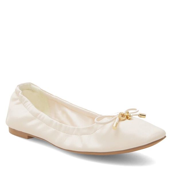 Baleriny Nine West. Białe baleriny damskie Nine West, bez wzorów, bez obcasa. Za 119.99 zł.