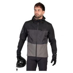 Endura Singletrack Jacket Ii Matt Black. Czarne kurtki męskie ENDURA, m, bez wzorów, sportowe, bez kaptura. Za 805.75 zł.