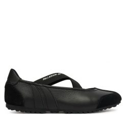 Baleriny Palladium. Czarne baleriny damskie Palladium, bez wzorów, bez obcasa. Za 459.99 zł.