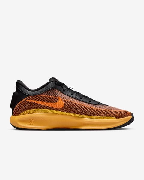 Nike G.T. Hustle Academy Buty męskie do koszykówki. Brązowe buty sportowe męskie Nike, bez zapięcia, na fitness i siłownię. Za 299.99 zł.
