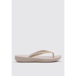 Klapki damskie FitFlop Iqushion Sparkle TPU. Brązowe klapki damskie FIT FLOP, bez wzorów, bez obcasa. Za 322.00 zł.