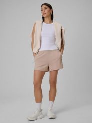 4F Spodenki dresowe damskie - beżowe L. Brązowe szorty damskie 4f, na lato, l, bez wzorów, z dresówki. Za 129.99 zł.