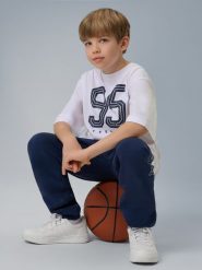 4F T-shirt loose z nadrukiem chłopięcy - biały 122/128 (6-8 lat). Białe t-shirty dla chłopców 4f, bez wzorów, z bawełny, bez ramiączek. Za 49.99 zł.